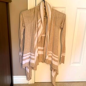 Ann Taylor | Loft lightweight sweater / shrug